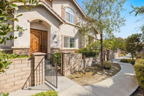 4Bed 3Bath Modern Townhouse - Four bedrooms near Pasadena, LA